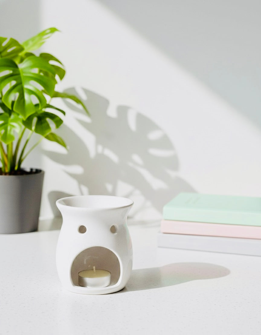 Ceramic Oil & Wax Melt Tart Warmer - White